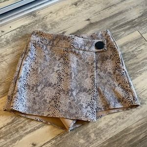 Zara Skort XS